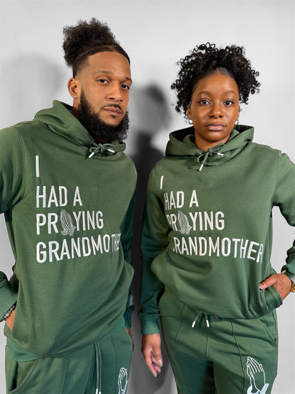 “GRANDMA’S LOVE” SWEATSUIT (ARMY GREEN)